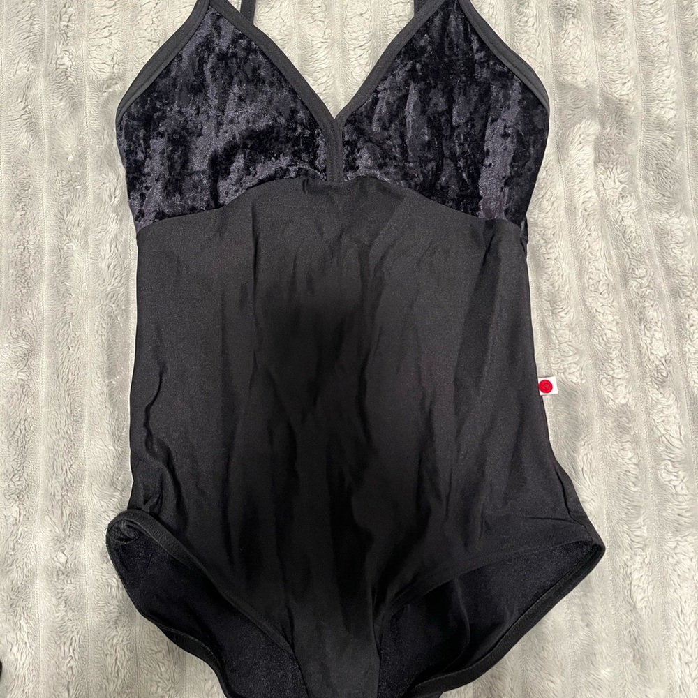 Yumiko Velvet Black Leotard (Lined)
